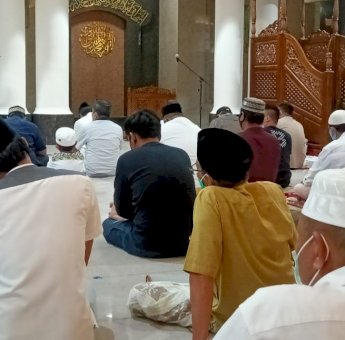 Salat Tarawih Pertama, Bupati Soppeng Tekankan Protokol Kesehatan
