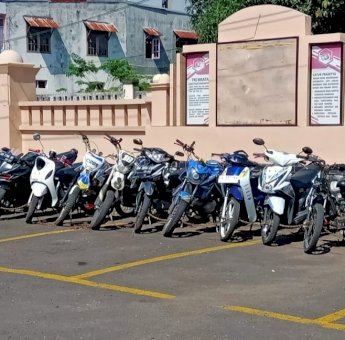 Kerap Mengganggu Warga, Puluhan Motor Knalpot Racing Diamankan Satlantas Polres Soppeng