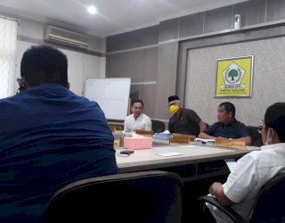 Selain Masjid 99 Kubah, FPG Desak Pemprov Selesaikan Stadion Mattoanging dan Barombong