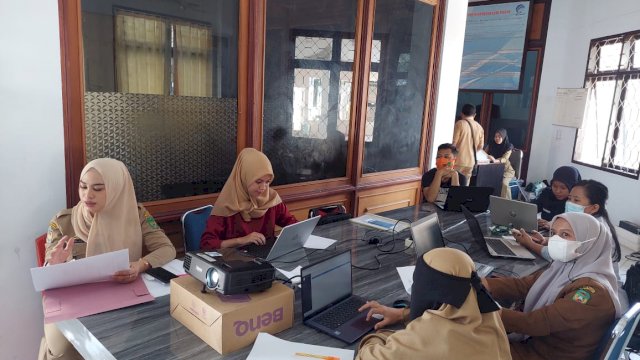 Dinas Komunikasi dan Informatika Kota Palopo optimalisasi keterbukaan publik melalui rapat koordinasi bersama perwakilan SKPD di Kantor Kominfo Palopo, Selasa (27/4/2021).