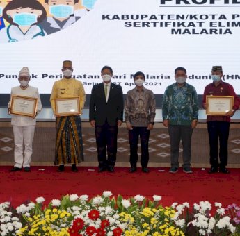 Sinjai Satu-satunya Daerah di Sulsel yang Terima Sertifikat Eliminasi Malaria dari Kemenkes