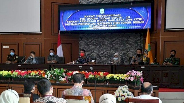 Rapat Koordinasi Forkopimda Pemkab Sinjai membahas Larangan Mudik Hari Raya Idul Fitri 1442 Hijriah, Kamis (29/04/2021).