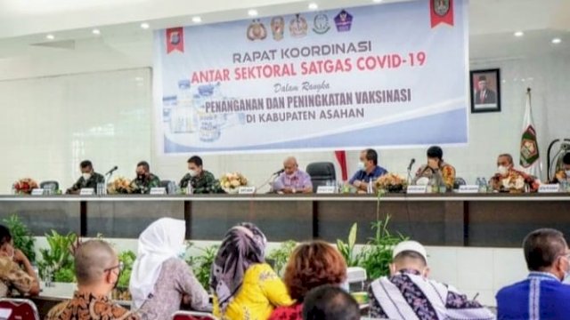 Rapat Tim Gugus Tugas Percepatan penanganan Covid-19 Kabupaten Asahan, membahas progres Vaksinasi, Kamis (01/04/2021).
