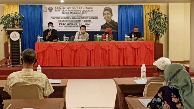 Sosialisasi Perda Tentang Penyelenggaraan Pendidikan Oleh Ketua Fraksi Gerindra DPRD Kota Makassar, Senin (05/04/2021) malam. 