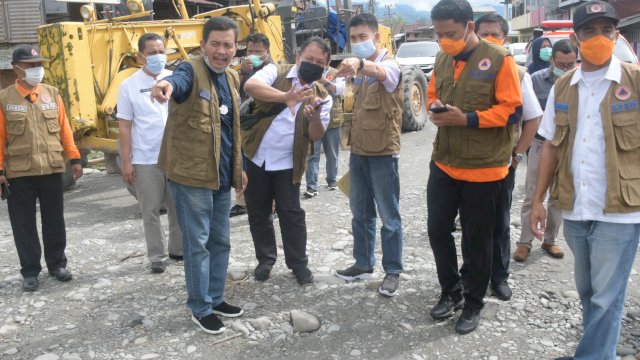 Badan Nasional Penanggulangan Bencana (BNPB) kembali meninjau beberapa wilayah yang terdampak banjir bandang di Luwu Utara. Jumat (21/05/2021)