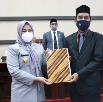 Gelar Paripurna, DPRD Makassar Sampaikan Tanggapan Terhadap LKPj Wali Kota Tahun 2020