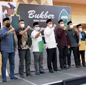 Kini Ada Lomba Memanah Berkuda