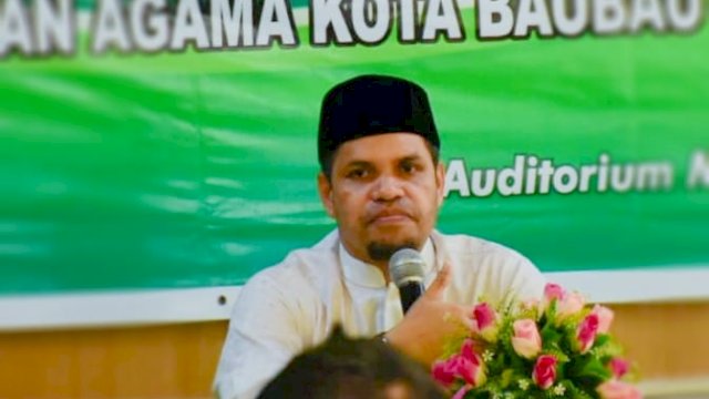Kepala Kantor Kementerian Agama Kota Baubau, H. Rahman Ngkaali. Foto: Humas Kemenag Kota Baubau