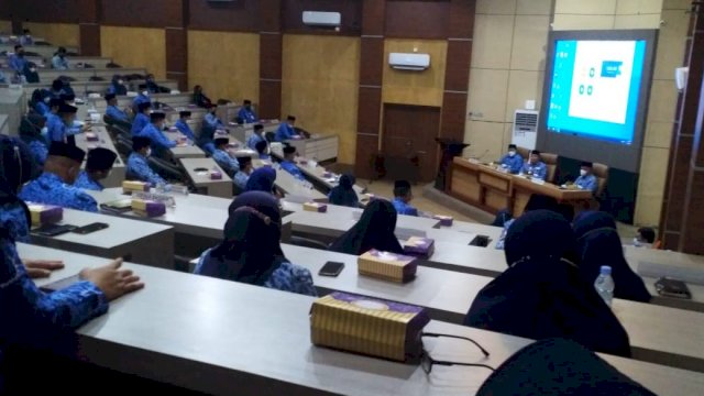 Suasana pertemuan secara virtual di Ruang Pola Kantor Wali Kota Parepare, Senin (17/05/2021).