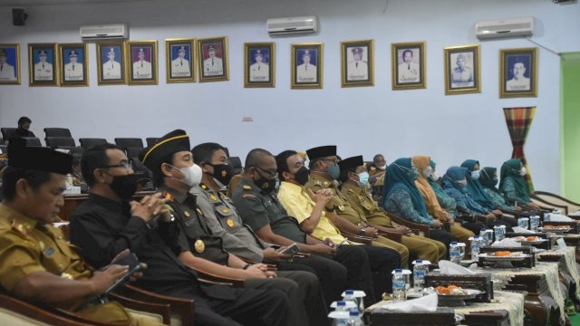 Bupati dan Wabup Soppeng Silaturahmi dengan Plt Gubernur Sulsel, Pengetatan Perbatasan Tekan Lonjakan Kasus Covid-19