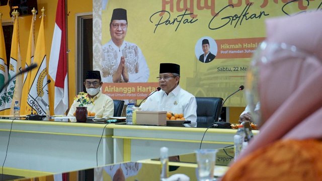 Ketua dan Sekretaris DPD I Partai Golkar Sulsel Taufan Pawe dan Marzuki Wadeng, saat mengikuti Halal Bihalal, Sabtu (22/05/2021).
