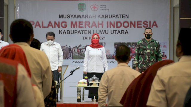 Bupati Luwu Utara Indah Putri Indriani saat menghadiri pembukaan Muskab PMI Luwu Utara. Minggu (23/05/2021)