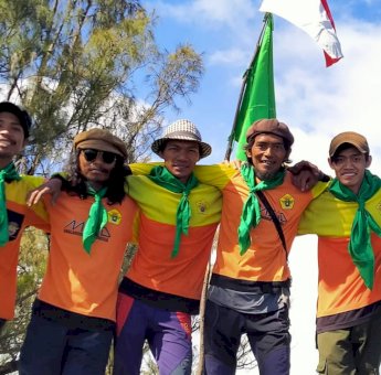 IPKA Indrakila Malang Kukuhkan Anggota Tetap di Puncak Watu Pecah