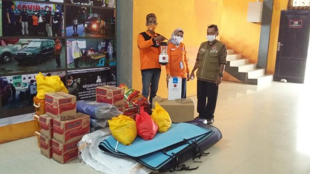 BPBD Luwu Utara Bantu Warga Terdampak Tanah Longsor di Salu Seba