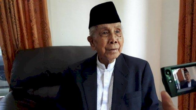 Ketua MUI Sulsel, AGH Sanusi Baco.