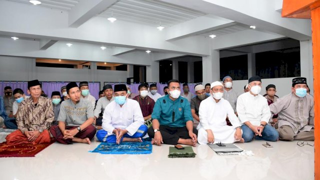 Tindaklanjut Surat Gubernur, Wawali Palopo Salat Gerhana