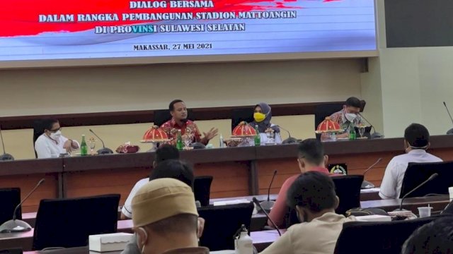 Andi Sudirman Komitmen Lanjutkan Pembangunan Stadion Mattoanging