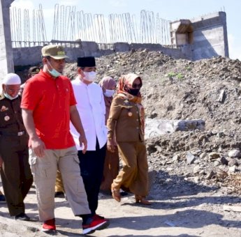 Tinjau Pembangunan Jembatan Malake, Plt Gubernur: Percepatan Pembangunan Infrastruktur Terus Dilakukan