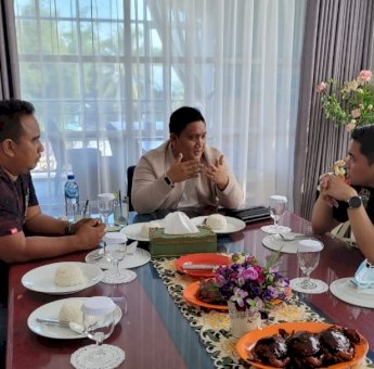 Tokoh Pemuda Sinjai Temui Arteria Dahlan, Siap Pimpin PDI-Perjuangan?