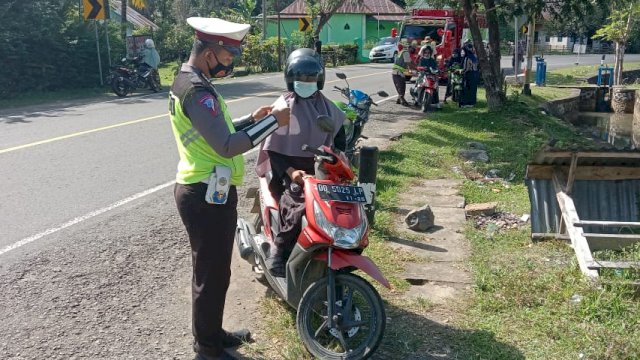 3 Hari Gelar Razia, Samsat Sinjai Raup Puluhan Juta Dari Penunggak Pajak