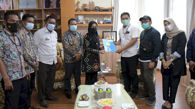 Kementerian PUPR Serahkan Aset 50 Rumah Khusus Nelayan ke Pemda Lutra