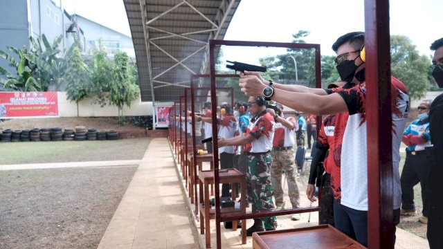 Adnan Berhasil Capai Nilai Tertinggi di Kejuaraan Menembak Kapolda Sulsel Cup