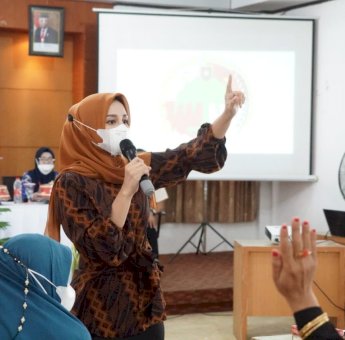 Priska Adnan Berbagi Tips Menyiapkan Pendidikan Terbaik Bagi Anak