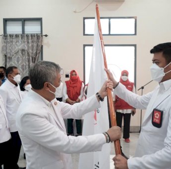 Adnan Purichta Siapkan Mobil Operasional untuk PMI Pinrang dan Enrekang