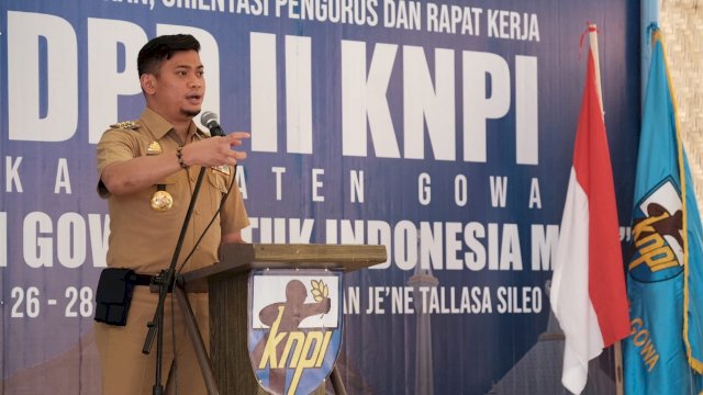 Bupati Gowa Adnan Purichta Ichsan, memberikan sambutan saat Pelantikan Orientasi Pengurus dan Rapat Kerja DPD KNPI Kabupaten Gowa, Senin (28/06/2021).