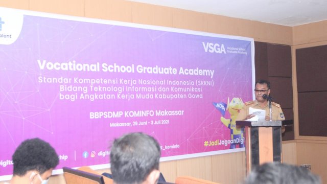 Buka Bimtek dan Sertifikasi VSGA SKKNI, Asisten II Pemkab Gowa: Sejalan Dengan Visi Misi Daerah
