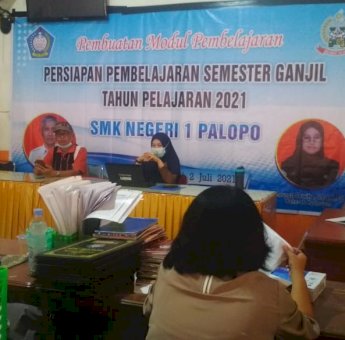 SMKN 1 Palopo Susun Modul Pembelajaran