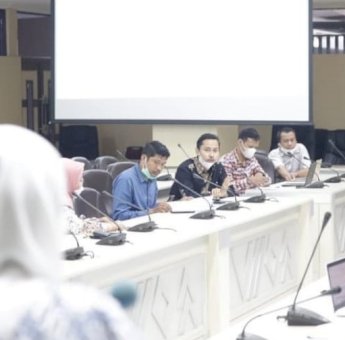 Pansus Ketertiban Umum dan Perlindungan Masyarakat DPRD Makassar Mulai Bahas Naskah Akademik