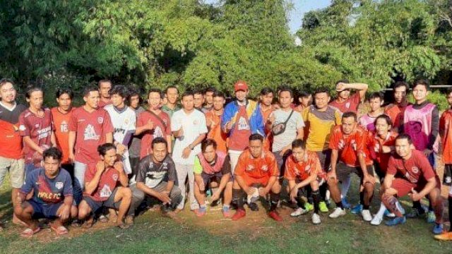 Berkunjung ke Lakkang, Ketua DPRD Makassar Buka Kompetisi Liga Ramadan