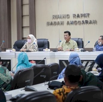 Komisi D DPRD Makassar Gelar RDP, Bahas Laporan Warga Soal Jual Beli Foto Wali Kota