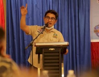 Adi Rasyid Ali Tegaskan Makassar Darurat Sampah