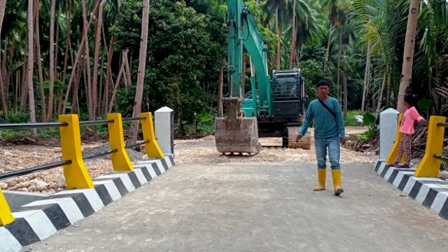 TMMD 111 Selayar, Jembatan Menuju Kampung Tola Sudah Bisa Dilalui Kendaraan Roda Empat