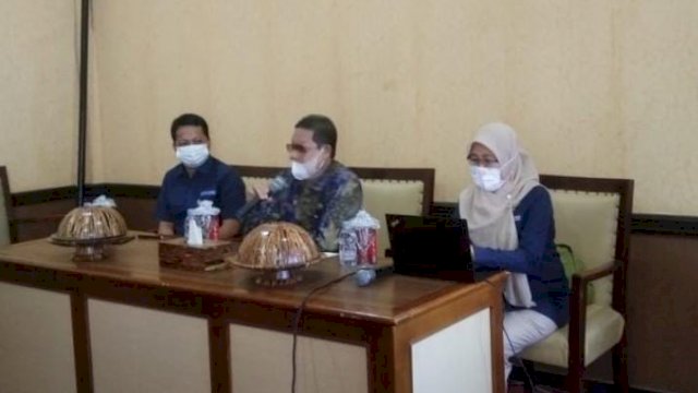 Sekretaris Daerah Kabupaten Sinjai, Akbar Mukmin saat memberikan sambutan dalam kegiatan sosialisasi Perpres nomor 64 tahun 2020, Kamis (8/7/2021).