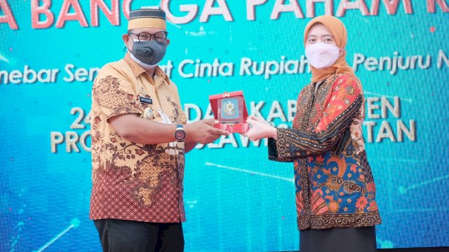 Wabup Soppeng: Transaksi Electronik Jadi Cara Mencegah Penularan Covid-19