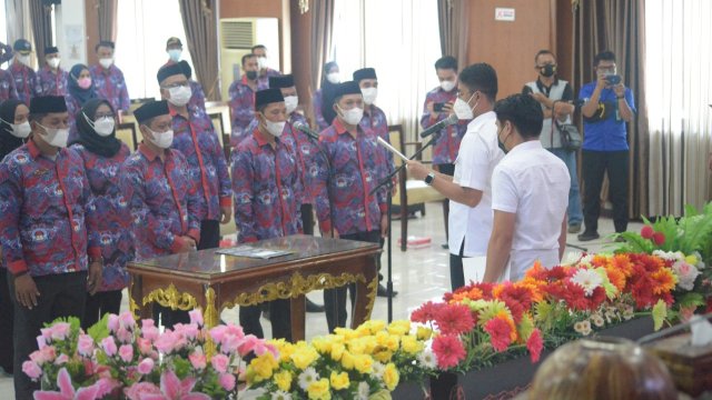 Bupati Andi Seto Lantik Pengurus PPDI Sinjai, Ini Pesannya