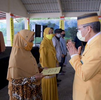 50 UMKM Takalar Dapat Bantuan Uang Tunai Dari Partai Golkar
