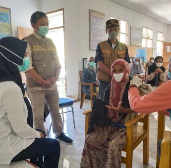 Dorong Akselerasi Capaian Vaksinasi Hingga ke Wilayah Terpencil, Ini Yang Dilakukan Bupati Luwu Utara