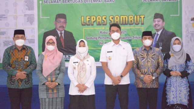 Bupati Sinjai, Andi Seto Gadhista Asapa saat menghadiri lepas sambut Kepala Kemenag Sinjai yang baru di Gedung Pertemuan Sinjai, Rabu (21/7/2021).