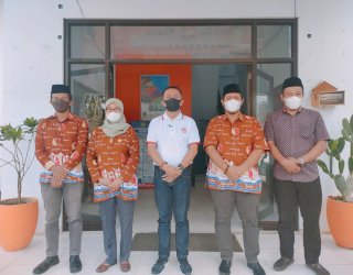 Bahas Program SKP dan Anti Politik Uang, Bawaslu Palopo Temui Camat Wara Timur