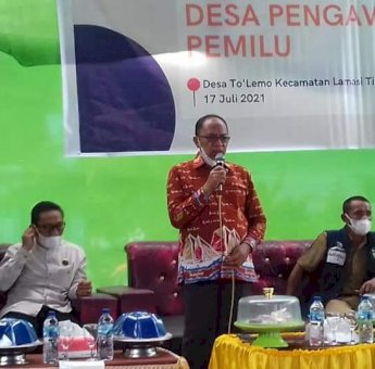 La Ode Arumahi Resmikan Desa To’lemo Luwu Jadi Binaan Pengawasan Bawaslu Sulsel