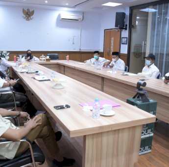 Pimpin Rapat Penanganan Covid-19, Bupati Luwu Utara Instruksikan Camat, Desa/Lurah Identifikasi Wilayah