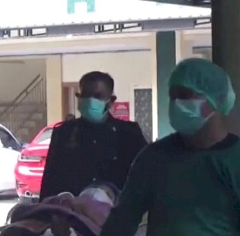 Tertimpa Pagar Saat Antri BST di Kantor Pos, Warga Palopo Dilarikan ke RS