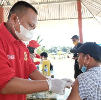 Vaksinasi Massif untuk Pelajar di Gowa, Adnan: Kita Harap Belajar Tatap Muka Bisa Dibuka