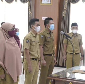 Tiga Pejabat Pemkab Sinjai Dilantik, Ini Pesan Bupati Andi Seto