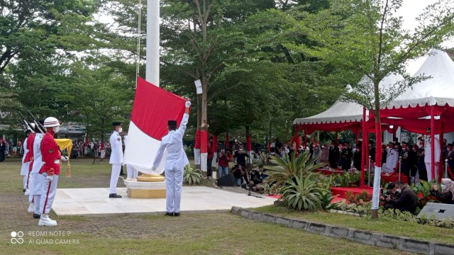 Pelaksanaan upacara bendera dalam rangka HUT Kemerdekaan RI ke-76 Tahun. (Rhy)