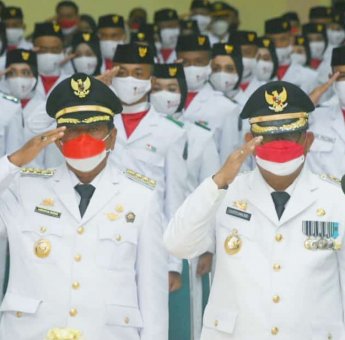 Bupati dan Wakil Bupati Soppeng Ikuti Upacara HUT RI ke-76 Secara Virtual